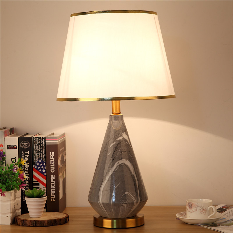 โคมไฟตั้งโต๊ะห้องนั่งเล่น โคมไ - Desk Lamp บทวิจารณ์และราคา